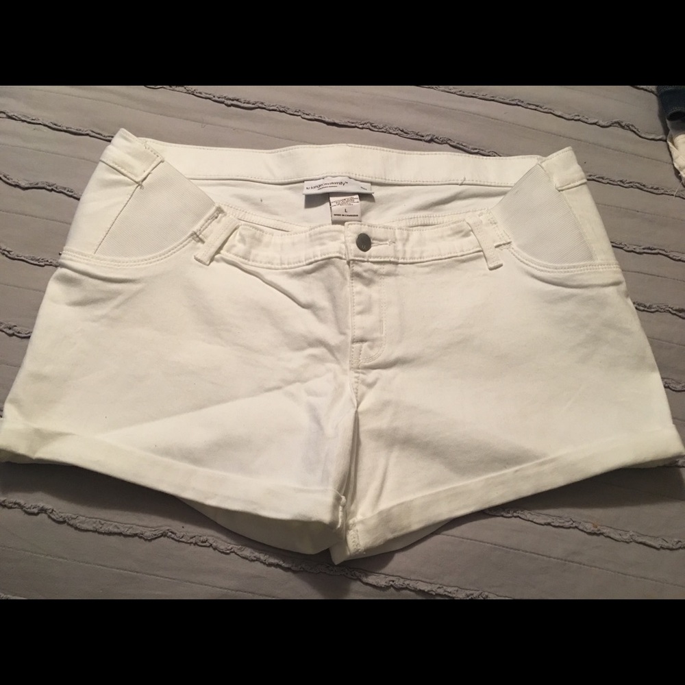 Liz Lange Maternity Shorts